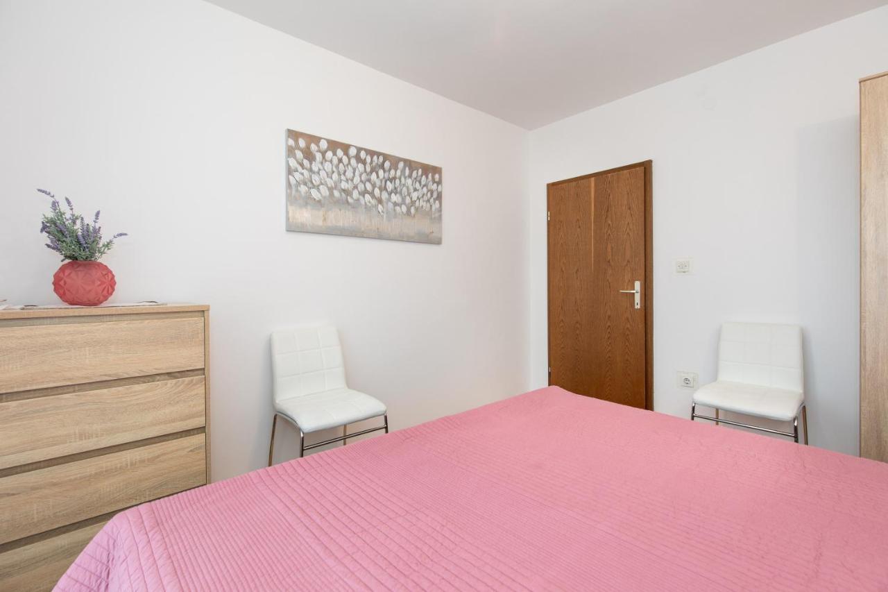 Apartment Drago *Cosy & Close To The Beach! 克尔克 外观 照片
